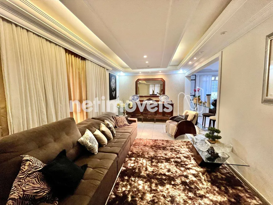 Foto 1 de Casa com 6 Quartos à venda, 332m² em Caiçaras, Belo Horizonte