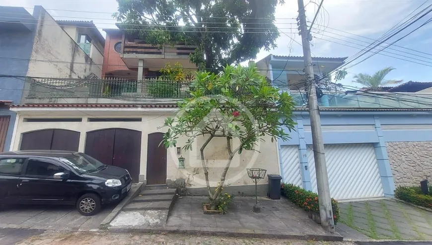 Foto 1 de Casa de Condomínio com 4 Quartos à venda, 295m² em Pechincha, Rio de Janeiro