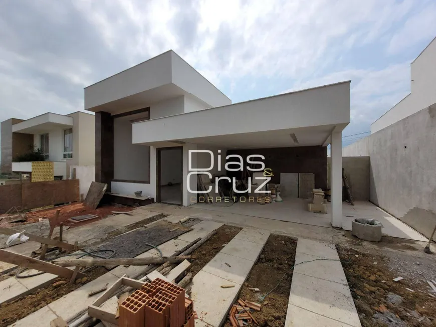 Foto 1 de Casa com 3 Quartos à venda, 180m² em Extensão do Bosque, Rio das Ostras