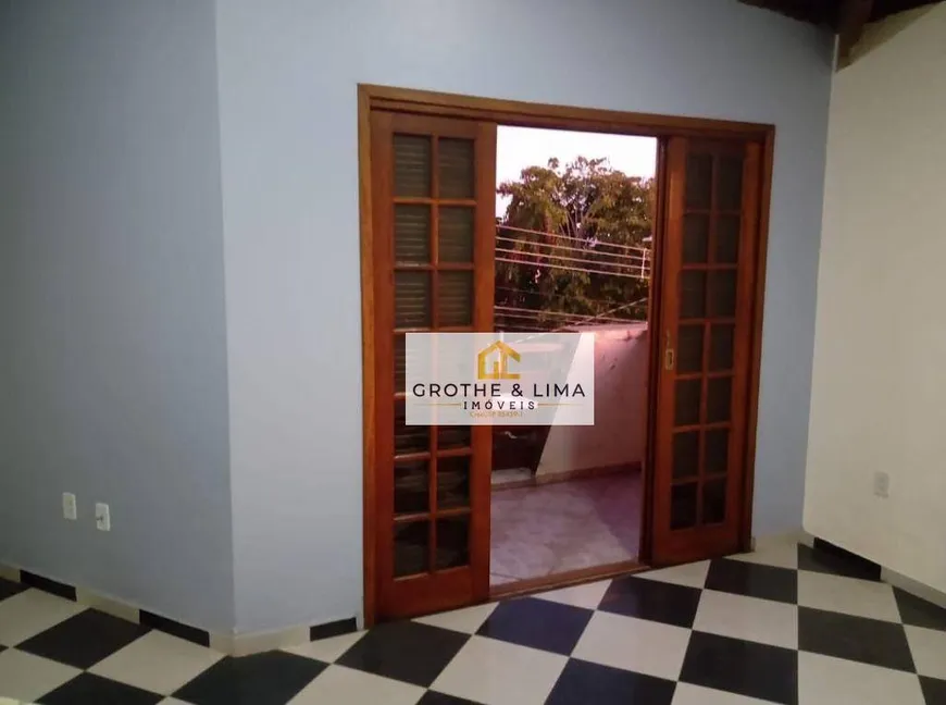 Foto 1 de Casa com 3 Quartos à venda, 200m² em Alto São Pedro, Taubaté