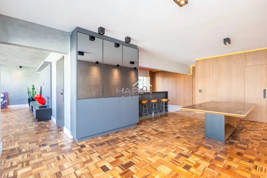 Foto 1 de Apartamento com 4 Quartos à venda, 182m² em Mercês, Curitiba