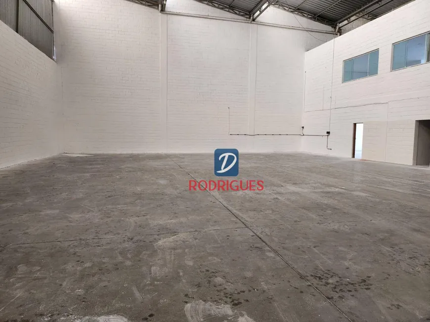 Foto 1 de Galpão/Depósito/Armazém para alugar, 750m² em Vila Tanque, São Bernardo do Campo