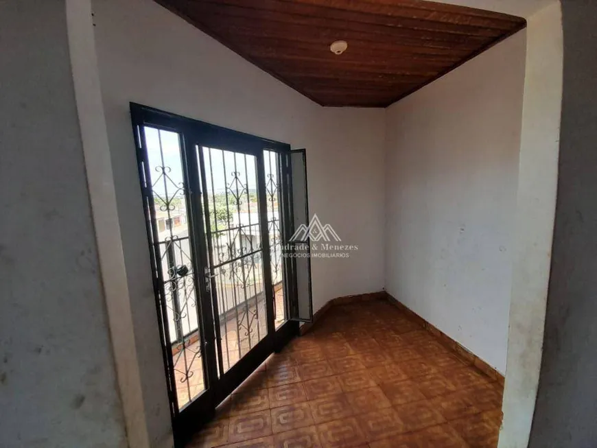 Foto 1 de Sobrado com 3 Quartos para alugar, 140m² em Vila Albertina, Ribeirão Preto