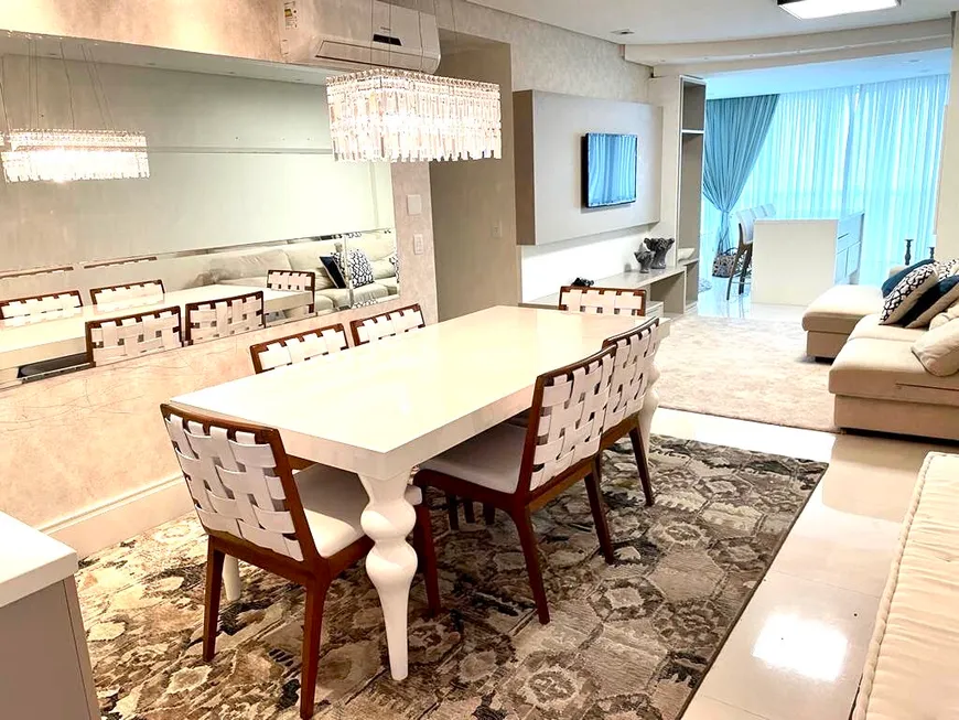 Foto 1 de Apartamento com 3 Quartos para alugar, 116m² em Quadra Mar Centro, Balneário Camboriú