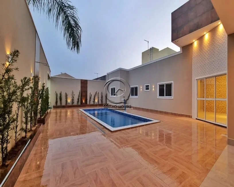 Foto 1 de Casa de Condomínio com 3 Quartos à venda, 323m² em Setor Habitacional Vicente Pires Trecho 3, Brasília