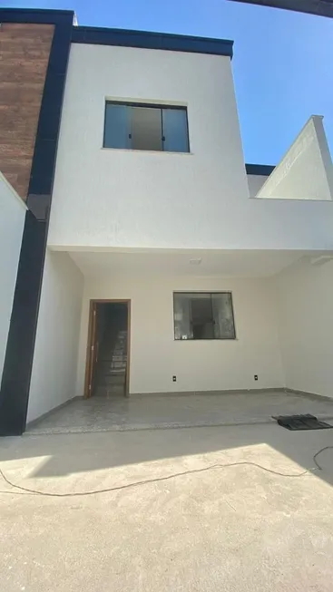 Foto 1 de Casa com 3 Quartos à venda, 100m² em Diamante, Belo Horizonte