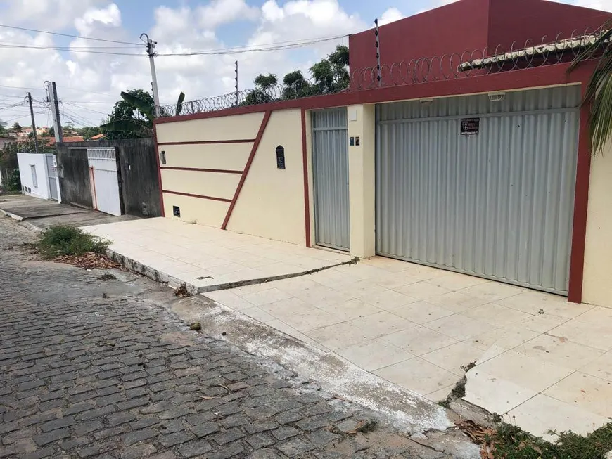 Foto 1 de Casa com 3 Quartos à venda, 200m² em Ponta Negra, Natal