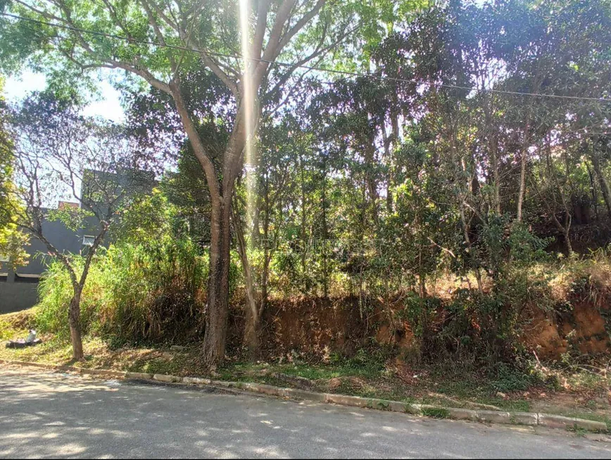 Foto 1 de Lote/Terreno à venda, 621m² em Granja Viana, Cotia