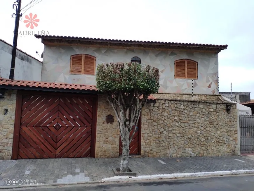 Foto 1 de Sobrado com 4 Quartos à venda, 15m² em Jardim Popular, São Paulo