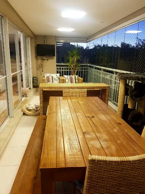 Foto 1 de Apartamento com 3 Quartos à venda, 183m² em Parque dos Príncipes, São Paulo