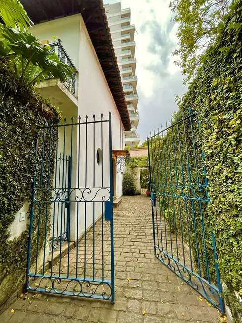Foto 1 de Casa com 4 Quartos à venda, 220m² em Paraíso, São Paulo