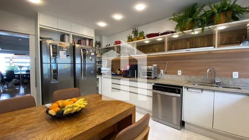 Foto 1 de Casa de Condomínio com 4 Quartos à venda, 400m² em Brooklin, São Paulo