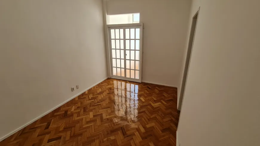 Foto 1 de Apartamento com 1 Quarto à venda, 52m² em Copacabana, Rio de Janeiro