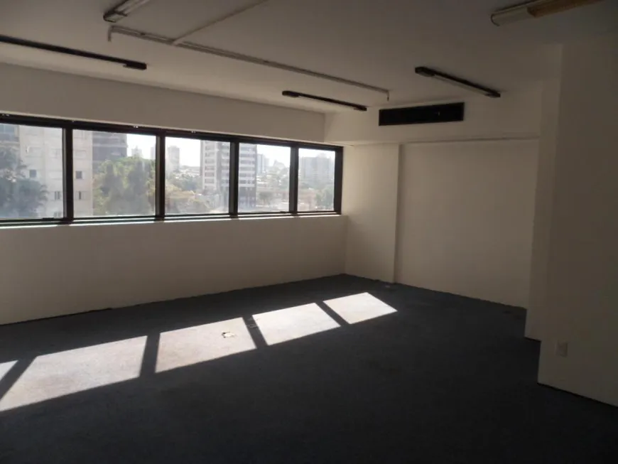 Foto 1 de Sala Comercial para alugar, 42m² em Cambuí, Campinas