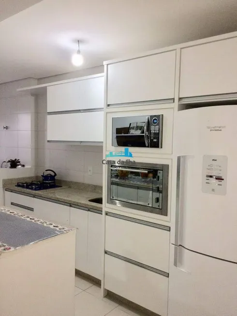 Foto 1 de Apartamento com 3 Quartos à venda, 83m² em Areias, São José