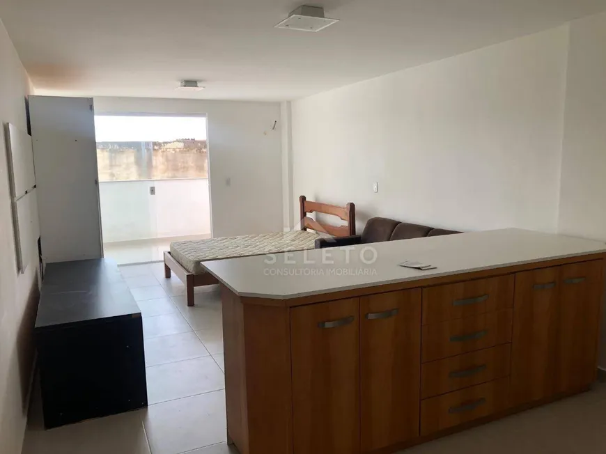 Foto 1 de Apartamento com 1 Quarto à venda, 40m² em Itacoatiara, Niterói