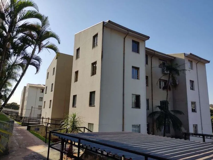 Foto 1 de Apartamento com 3 Quartos à venda, 58m² em Rodocentro, Londrina