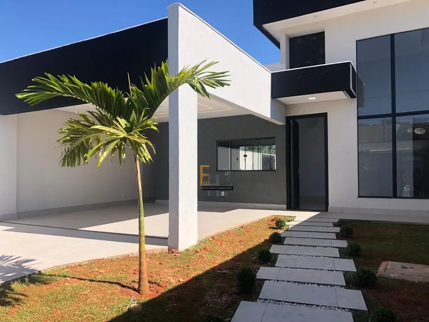 Foto 1 de Casa com 3 Quartos à venda, 155m² em Residencial Canada, Goiânia