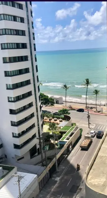 Foto 1 de Apartamento com 3 Quartos à venda, 190m² em Boa Viagem, Recife