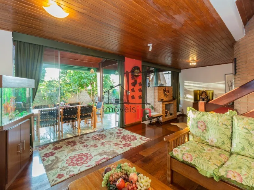 Foto 1 de Casa de Condomínio com 4 Quartos à venda, 282m² em Alphaville, Santana de Parnaíba