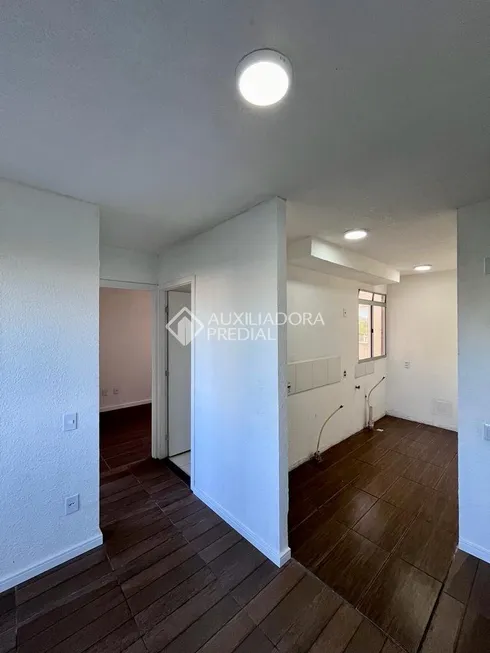 Foto 1 de Apartamento com 2 Quartos à venda, 40m² em Cavalhada, Porto Alegre