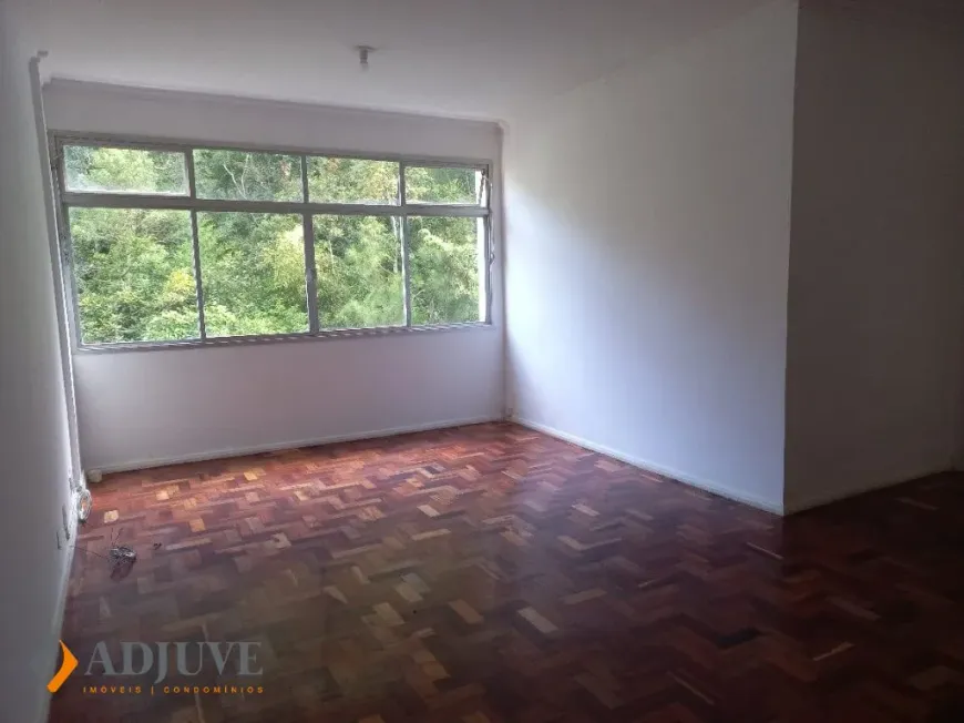 Foto 1 de Apartamento com 3 Quartos para alugar, 96m² em Centro, Petrópolis