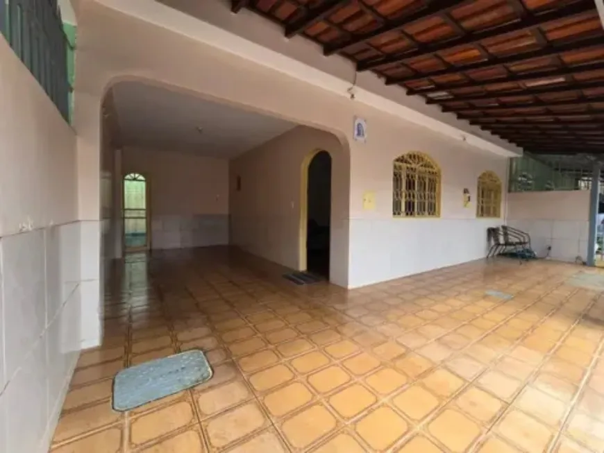 Foto 1 de Casa com 3 Quartos à venda, 110m² em Parque Verde, Belém