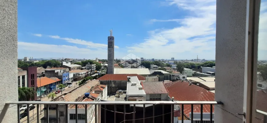 Foto 1 de Apartamento com 3 Quartos à venda, 106m² em Floresta, Porto Alegre