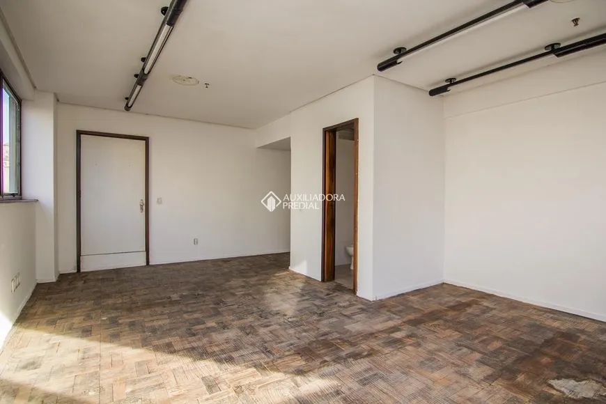 Foto 1 de Sala Comercial para alugar, 38m² em Centro Histórico, Porto Alegre