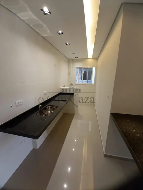 Foto 1 de Apartamento com 2 Quartos à venda, 70m² em Ubatuba, Ubatuba