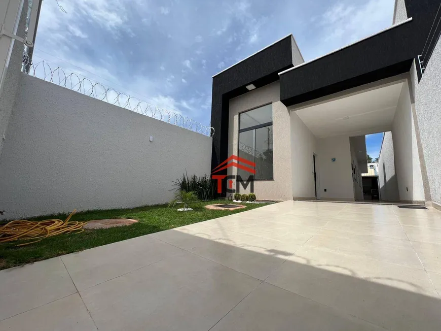 Foto 1 de Casa com 3 Quartos à venda, 177m² em Residencial Recreio Panorama, Goiânia