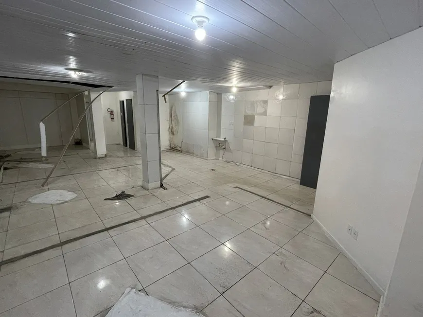 Foto 1 de Ponto Comercial para venda ou aluguel, 120m² em Liberdade, Salvador