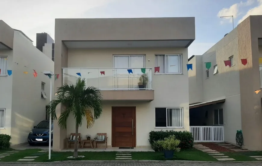 Foto 1 de Casa de Condomínio com 4 Quartos à venda, 155m² em Buraquinho, Lauro de Freitas