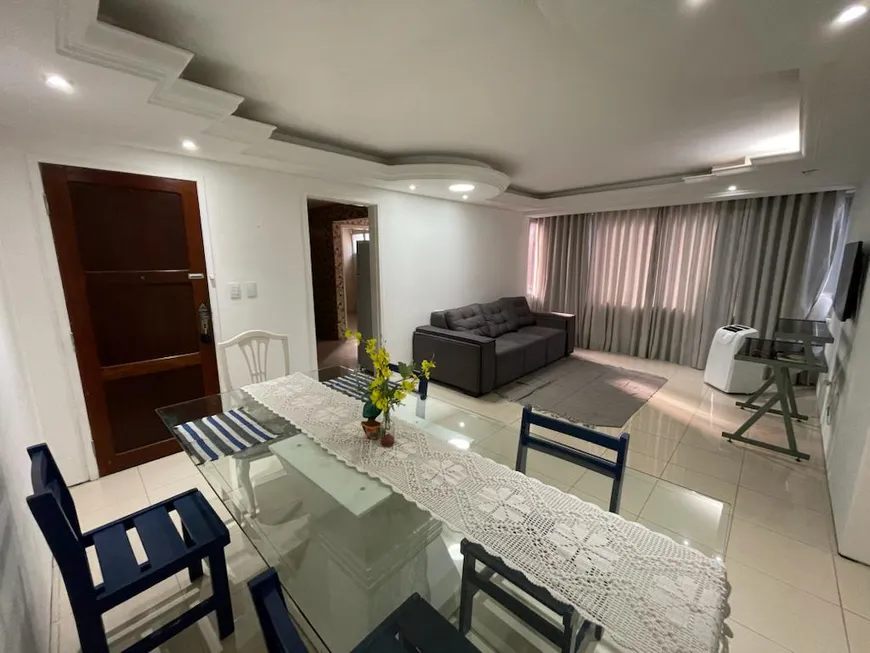 Foto 1 de Apartamento com 4 Quartos à venda, 115m² em Cabo Branco, João Pessoa