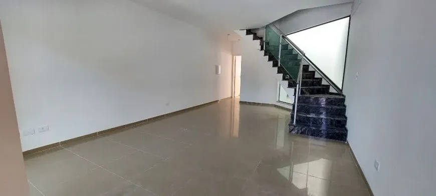 Foto 1 de Sobrado com 3 Quartos à venda, 192m² em Baeta Neves, São Bernardo do Campo