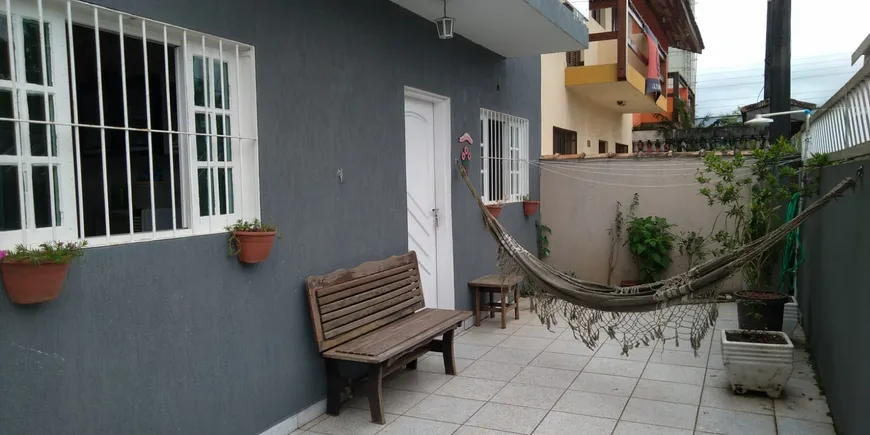 Foto 1 de Sobrado com 3 Quartos à venda, 90m² em Centro, Bertioga