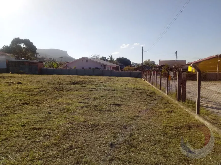 Foto 1 de Lote/Terreno à venda, 1400m² em Caminho Novo, Palhoça