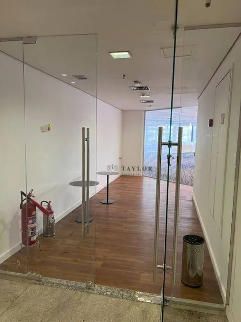 Foto 1 de Sala Comercial para alugar, 197m² em Jardim Paulistano, São Paulo