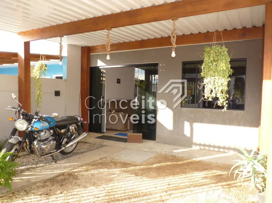 Foto 1 de Casa com 2 Quartos à venda, 69m² em Contorno, Ponta Grossa