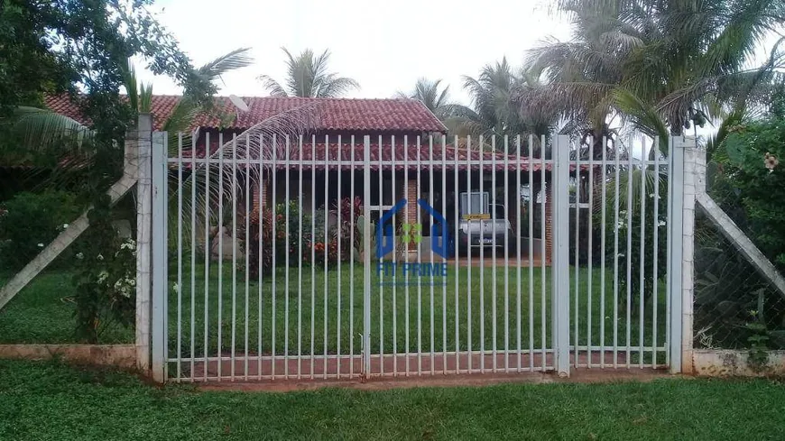 Foto 1 de Fazenda/Sítio com 3 Quartos à venda, 120m² em Zona Rural, São José do Rio Preto