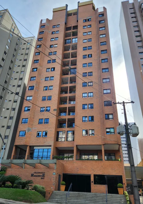 Foto 1 de Apartamento com 2 Quartos para alugar, 58m² em Champagnat, Curitiba