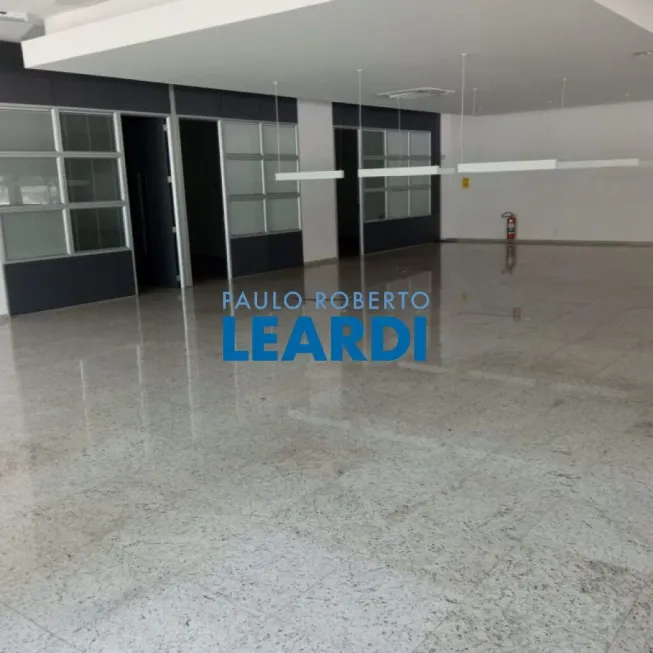 Foto 1 de Ponto Comercial para alugar, 1100m² em Barra Funda, São Paulo