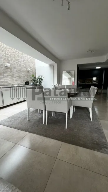 Foto 1 de Sobrado com 3 Quartos para venda ou aluguel, 250m² em Jardim Londrina, São Paulo