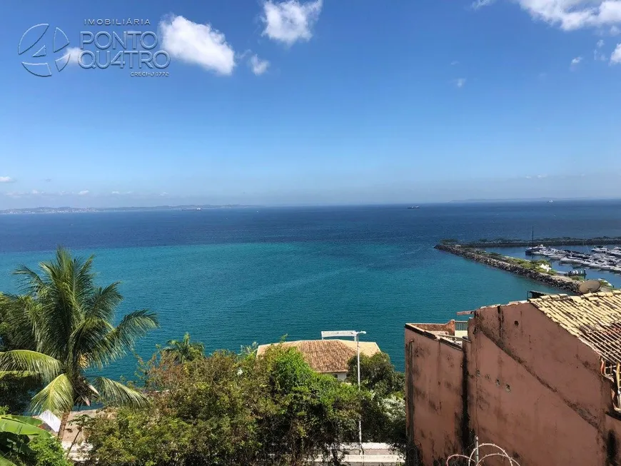 Foto 1 de Casa com 7 Quartos à venda, 474m² em Dois de Julho, Salvador