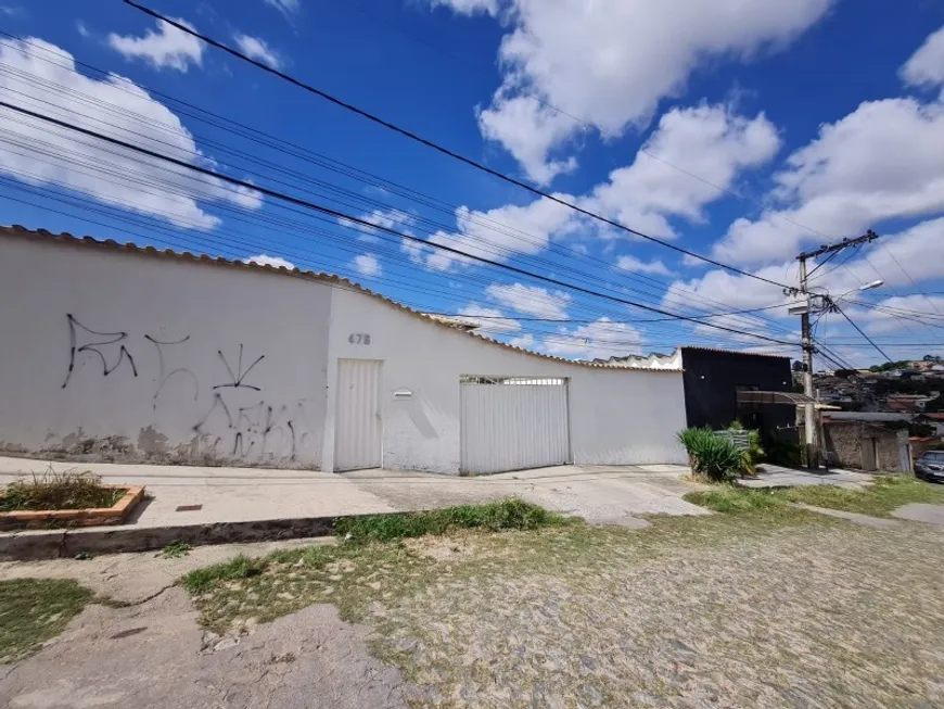 Foto 1 de Casa com 2 Quartos à venda, 66m² em São Benedito, Santa Luzia