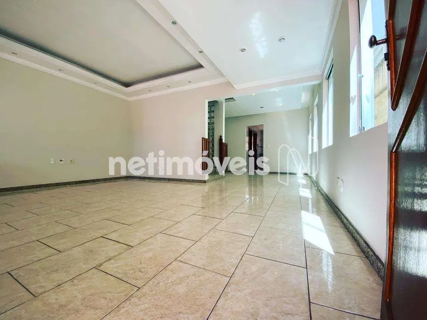 Foto 1 de Ponto Comercial com 4 Quartos à venda, 182m² em Castelo, Belo Horizonte