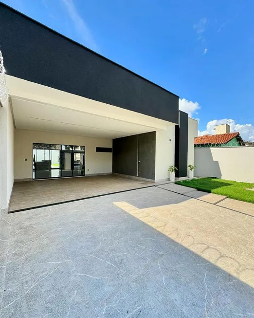 Foto 1 de Casa com 3 Quartos à venda, 150m² em Brasília, Feira de Santana