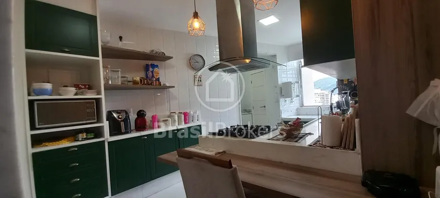 Foto 1 de Apartamento com 2 Quartos à venda, 75m² em Santa Rosa, Niterói