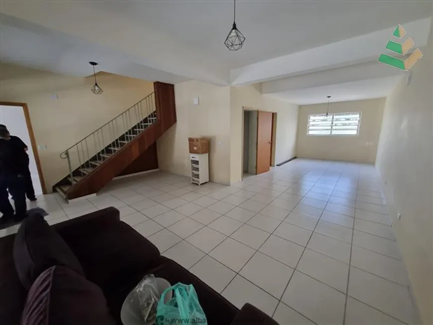 Foto 1 de Casa com 4 Quartos para alugar, 300m² em Jabaquara, São Paulo