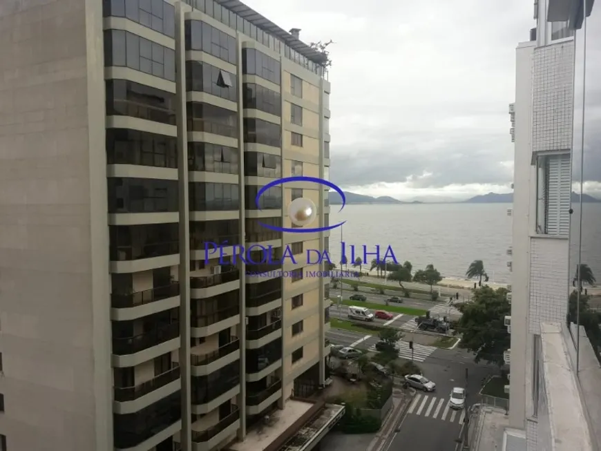 Foto 1 de Apartamento com 4 Quartos à venda, 142m² em Centro, Florianópolis